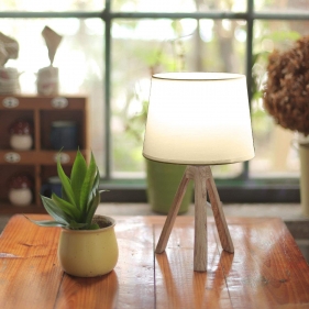 Stolná lampa 01 Drevo , E14 Obrázok pre Stolná lampa 01 Drevo , E14
